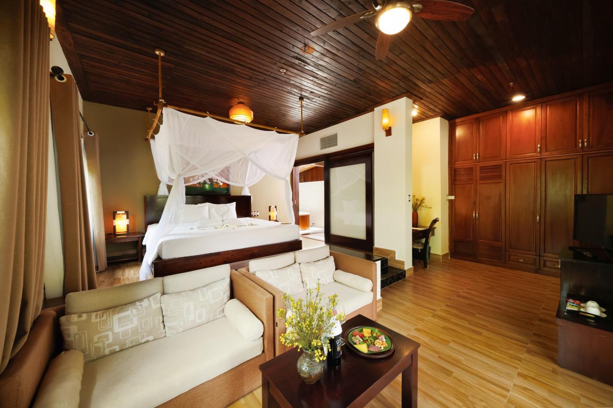 Diamond Bay Resort & Spa Nha Trang Exterior photo