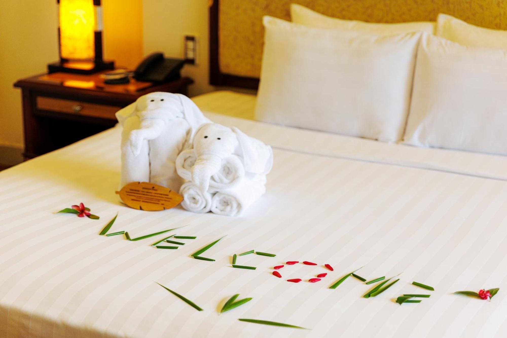 Diamond Bay Resort & Spa Nha Trang Exterior photo
