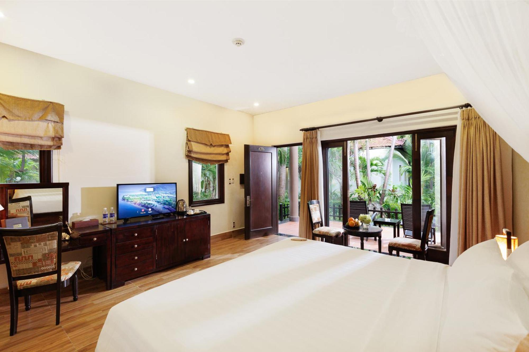 Diamond Bay Resort & Spa Nha Trang Exterior photo