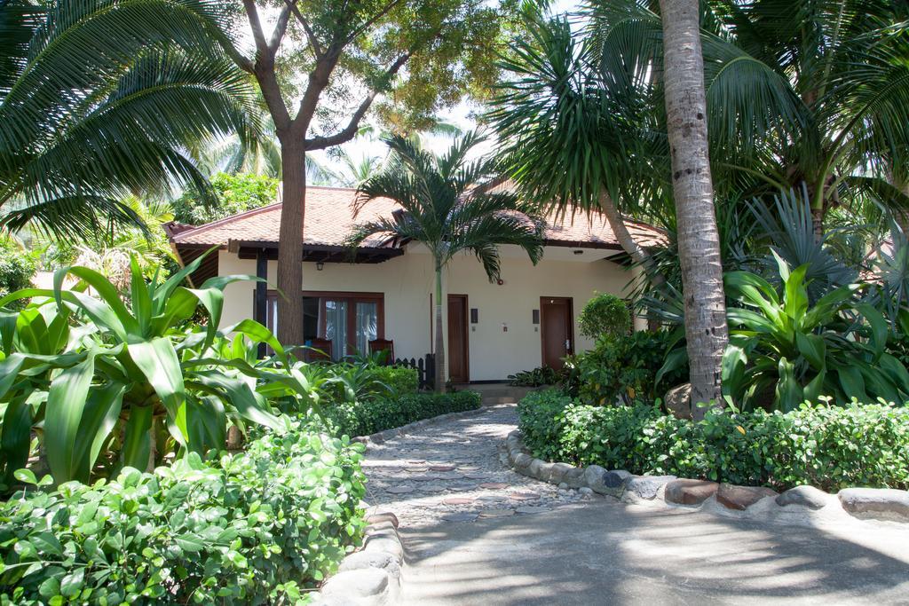 Diamond Bay Resort & Spa Nha Trang Exterior photo