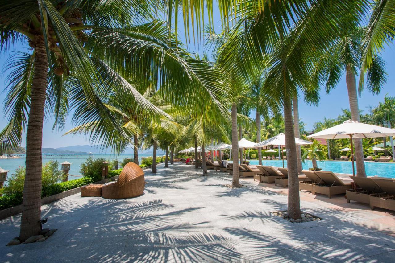 Diamond Bay Resort & Spa Nha Trang Exterior photo