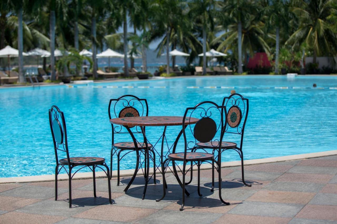 Diamond Bay Resort & Spa Nha Trang Exterior photo